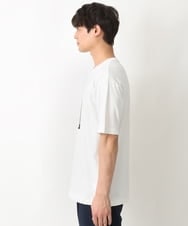 KHKGV25034 a.v.v MEN(アー・ヴェ・ヴェ) 【定番アイテム】スクエアプリントセミワイドシルエットTシャツ ライトブルー