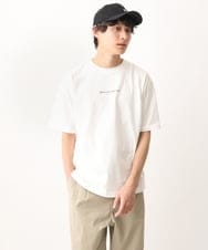 KHKGV29029 a.v.v MEN(アー・ヴェ・ヴェ) 【定番アイテム】ミニロゴセミワイドシルエットTシャツ ホワイト