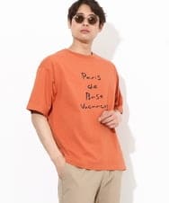 KHKGV30044 a.v.v MEN(アー・ヴェ・ヴェ) 【ucaU×a.v.vコラボ】プリントワイドシルエットTシャツ オレンジ