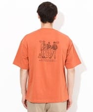 KHKGV30044 a.v.v MEN(アー・ヴェ・ヴェ) 【ucaU×a.v.vコラボ】プリントワイドシルエットTシャツ オレンジ