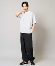 KHKGV38039 a.v.v MEN(アー・ヴェ・ヴェ) 【接触冷感】細ボーダーセミワイドシルエットTシャツ ブラック