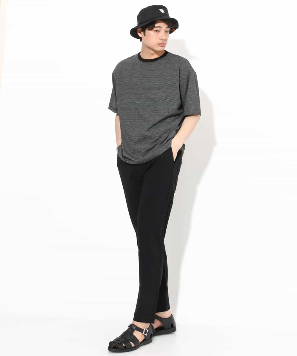 KHKGV38039 a.v.v MEN(アー・ヴェ・ヴェ) 【接触冷感】細ボーダーセミワイドシルエットTシャツ ブラック