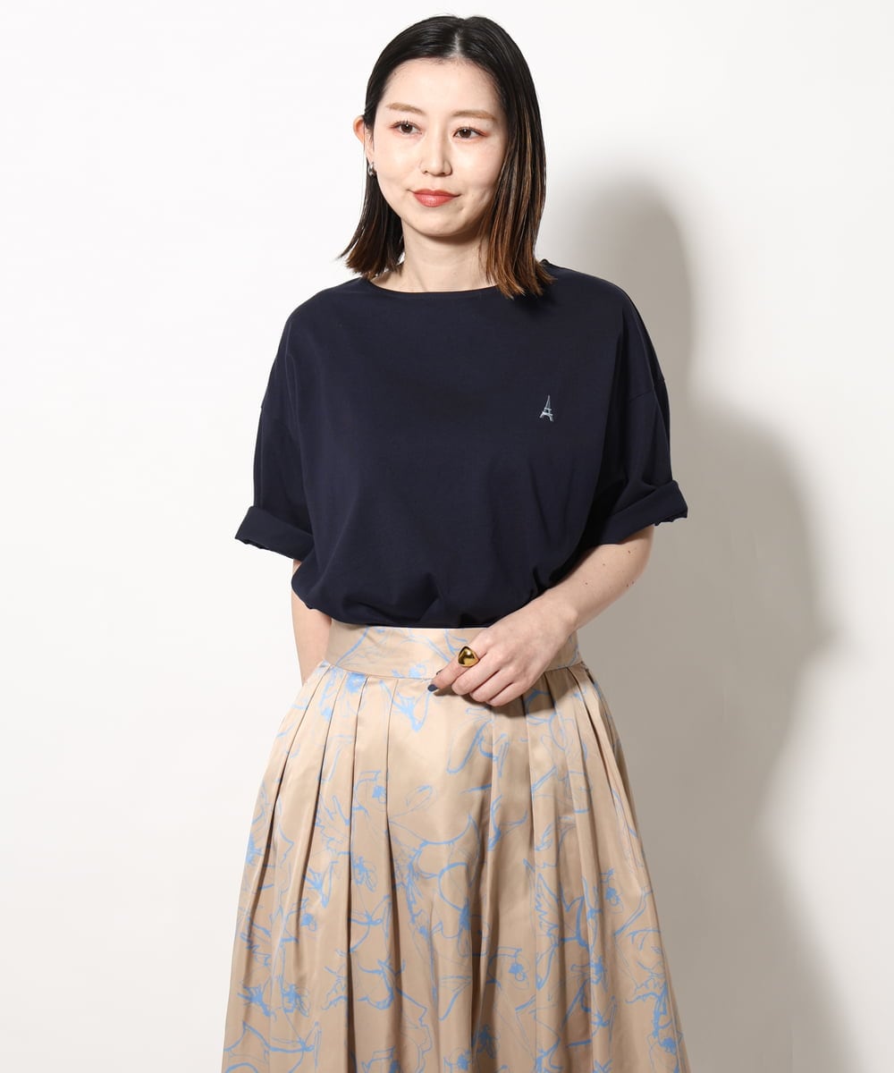 接触冷感】エッフェル塔刺繍ボートネックTシャツ(カットソー・Tシャツ  