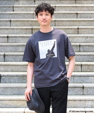 KHKHD65059 a.v.v MEN(アー・ヴェ・ヴェ) 【接触冷感】ＱＵＥＥＮ　プリントカットソー プリントカラー赤.緑。黄色。水色