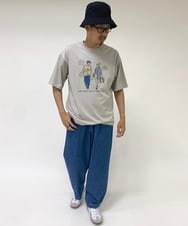 KHKHS61044 a.v.v MEN(アー・ヴェ・ヴェ) 【イラストレーターコラボ】フロントプリントTシャツ ホワイト