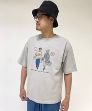 KHKHS61044 a.v.v MEN(アー・ヴェ・ヴェ) 【イラストレーターコラボ】フロントプリントTシャツ ホワイト