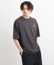 KHKHS62044 a.v.v MEN(アー・ヴェ・ヴェ) 【イラストレーターコラボ】バックプリントTシャツ ホワイト