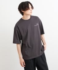 KHKHS62044 a.v.v MEN(アー・ヴェ・ヴェ) 【イラストレーターコラボ】バックプリントTシャツ ホワイト