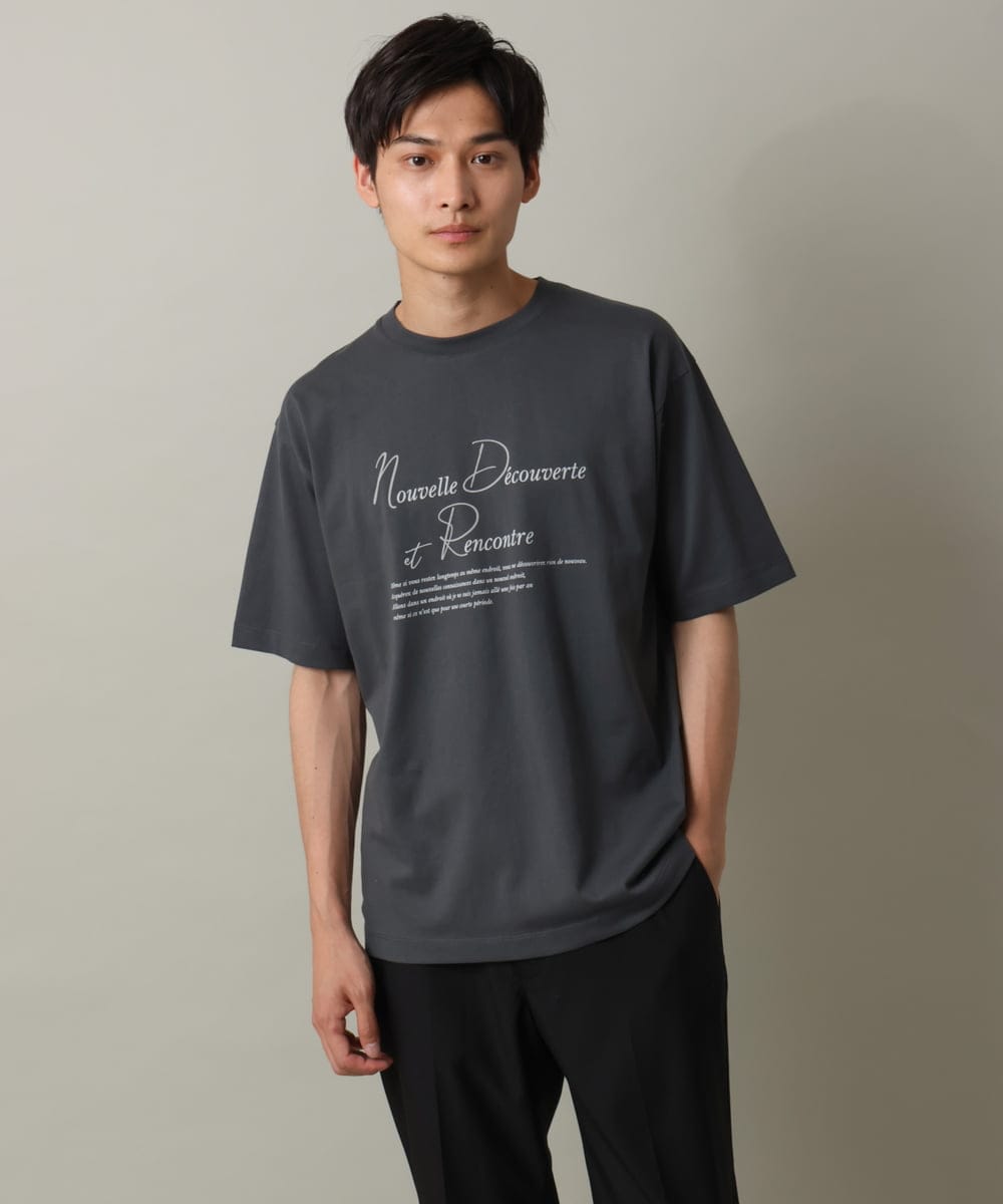 KHKHV12034 a.v.v MEN(アー・ヴェ・ヴェ) 【接触冷感】ロゴプリントセミワイドシルエットTシャツ ダークグレー