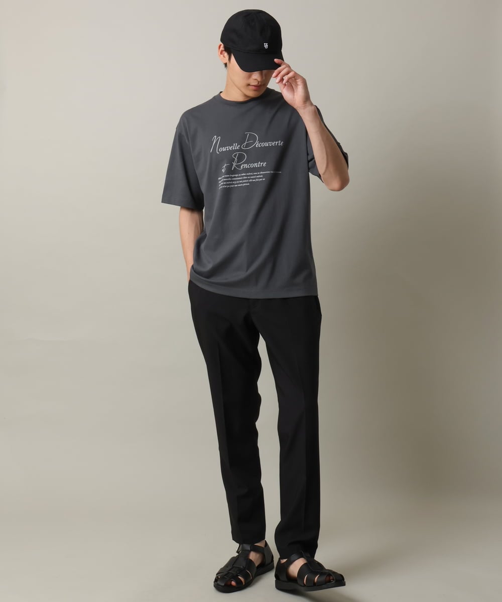 KHKHV12034 a.v.v MEN(アー・ヴェ・ヴェ) 【接触冷感】ロゴプリントセミワイドシルエットTシャツ ダークグレー