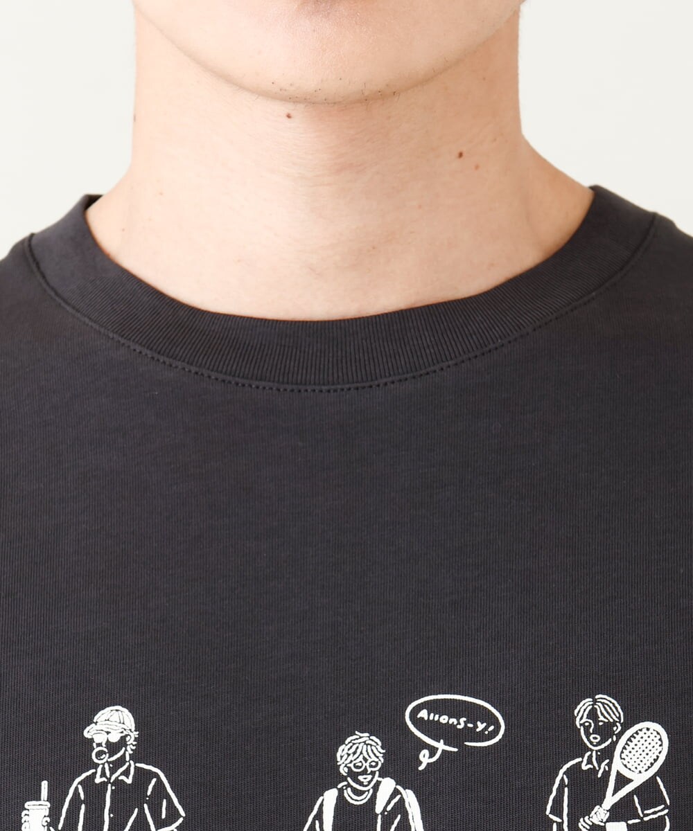 KHKHV61044 a.v.v MEN(アー・ヴェ・ヴェ) 【ucaU×a.v.vコラボ】イラストワイドシルエットTシャツ ダークグレー