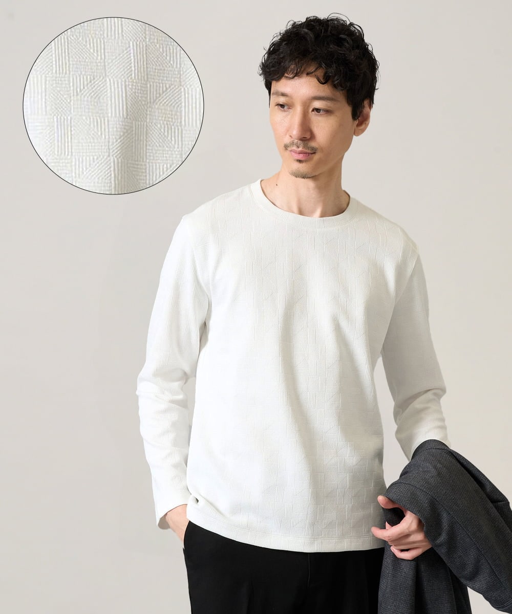 KHKJA71044 a.v.v MEN(アー・ヴェ・ヴェ) 【ジャケット映えカットソー】幾何ジャカードクルーネックＴシャツ　〈ON/OFF SERIES〉【イージーケア/洗濯機で洗える】 ホワイト