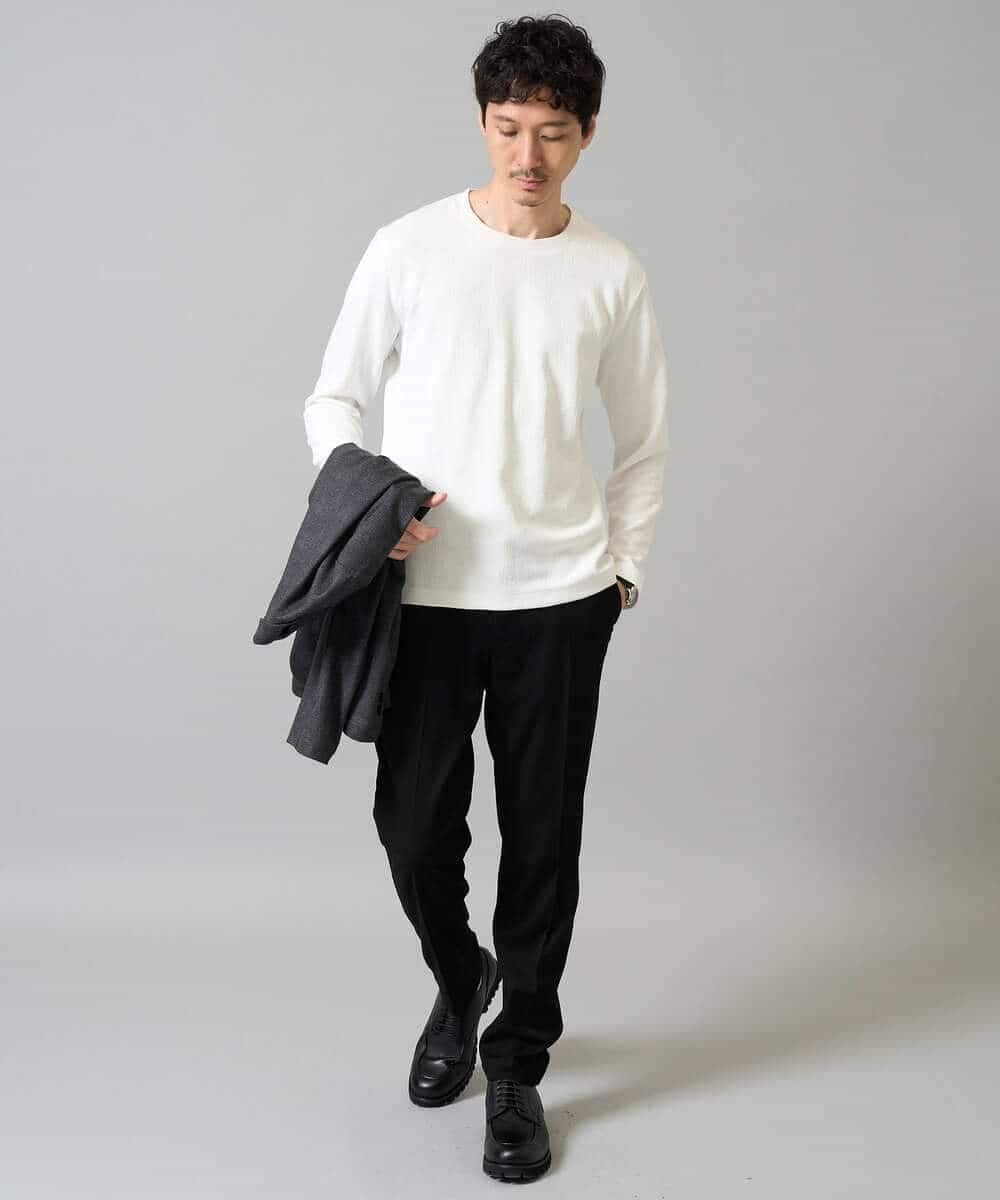 KHKJA71044 a.v.v MEN(アー・ヴェ・ヴェ) 【イージーケア/洗濯機で洗える】幾何ジャカードクルーネックＴシャツ〈SMART SERIES〉 ブラック