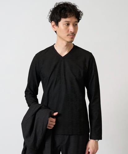 KHKJA73044 a.v.v MEN 【ジャケット映え】針抜きジャカードＶネックＴシャツ【洗濯機で洗える/毛玉になりにくい】通勤/ビジネス/ジャケット〈ON/OFF SERIES〉