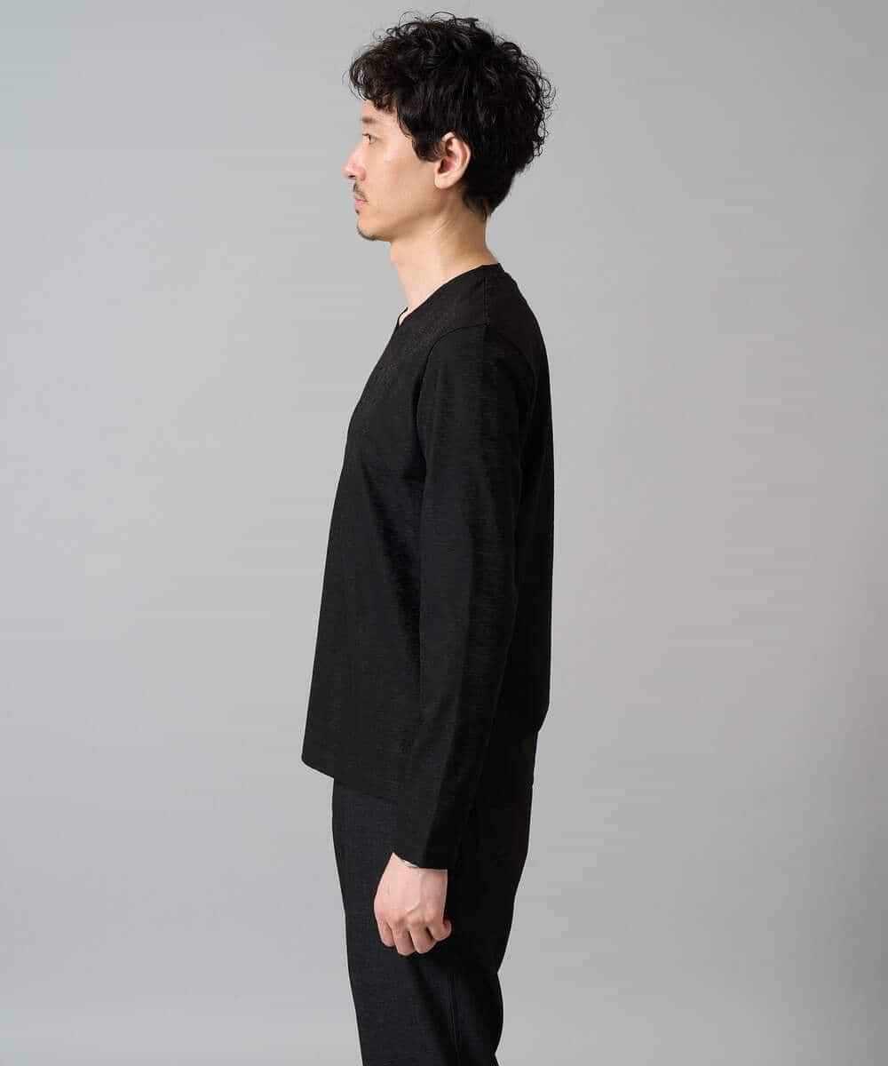 KHKJA73044 a.v.v MEN(アー・ヴェ・ヴェ) 【イージーケア/毛玉になりにくい】針抜きジャカードＶネックＴシャツ〈SMART SERIES〉【洗濯機で洗える】 ブラック