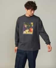 KHKJV12044 a.v.v MEN(アー・ヴェ・ヴェ) 【HIDEYUKI SUTO×a.v.vコラボ】フォトプリントワイドシルエットロングＴシャツ ダークグレー