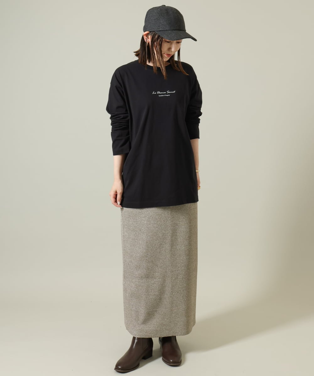 KHKJV29029 a.v.v MEN(アー・ヴェ・ヴェ) 【ユニセックス】ミニロゴセミワイドシルエットロングTシャツ ホワイト