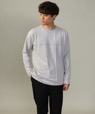 KHKJV53034 a.v.v MEN(アー・ヴェ・ヴェ) 【ジャケイン可】ピンタックセミワイドシルエット クルーネックTシャツ ライトグレー