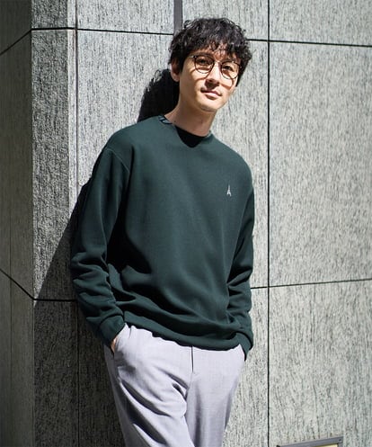 KHKLA44044 a.v.v MEN 【イージーケア/毛玉になりにくい】アゼダブルフェイスワンポイント刺繍プルオーバー