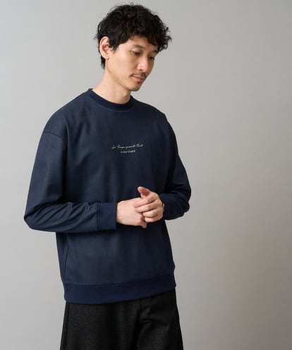 KHKLA49059 a.v.v MEN 【イージーケア/毛玉になりにくい】ツイルエンボスフェイクスエードミニロゴプルオーバー【洗濯機で洗える】