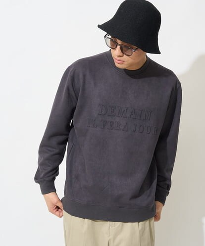 KHKLS49054 a.v.v MEN フェイクスエードエンボスロゴプルオーバー