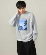 KHKLV30054 a.v.v MEN(アー・ヴェ・ヴェ) 【HIDEYUKI SUTO×a.v.vコラボ】フォトプリントワイドシルエットスウェット ブラック