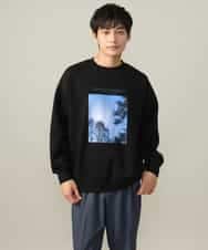KHKLV30054 a.v.v MEN(アー・ヴェ・ヴェ) 【HIDEYUKI SUTO×a.v.vコラボ】フォトプリントワイドシルエットスウェット ブラック