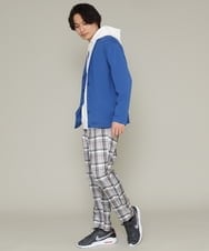 KHLCS04059 a.v.v MEN(アー・ヴェ・ヴェ) アーバンタックチェックパンツ グレー