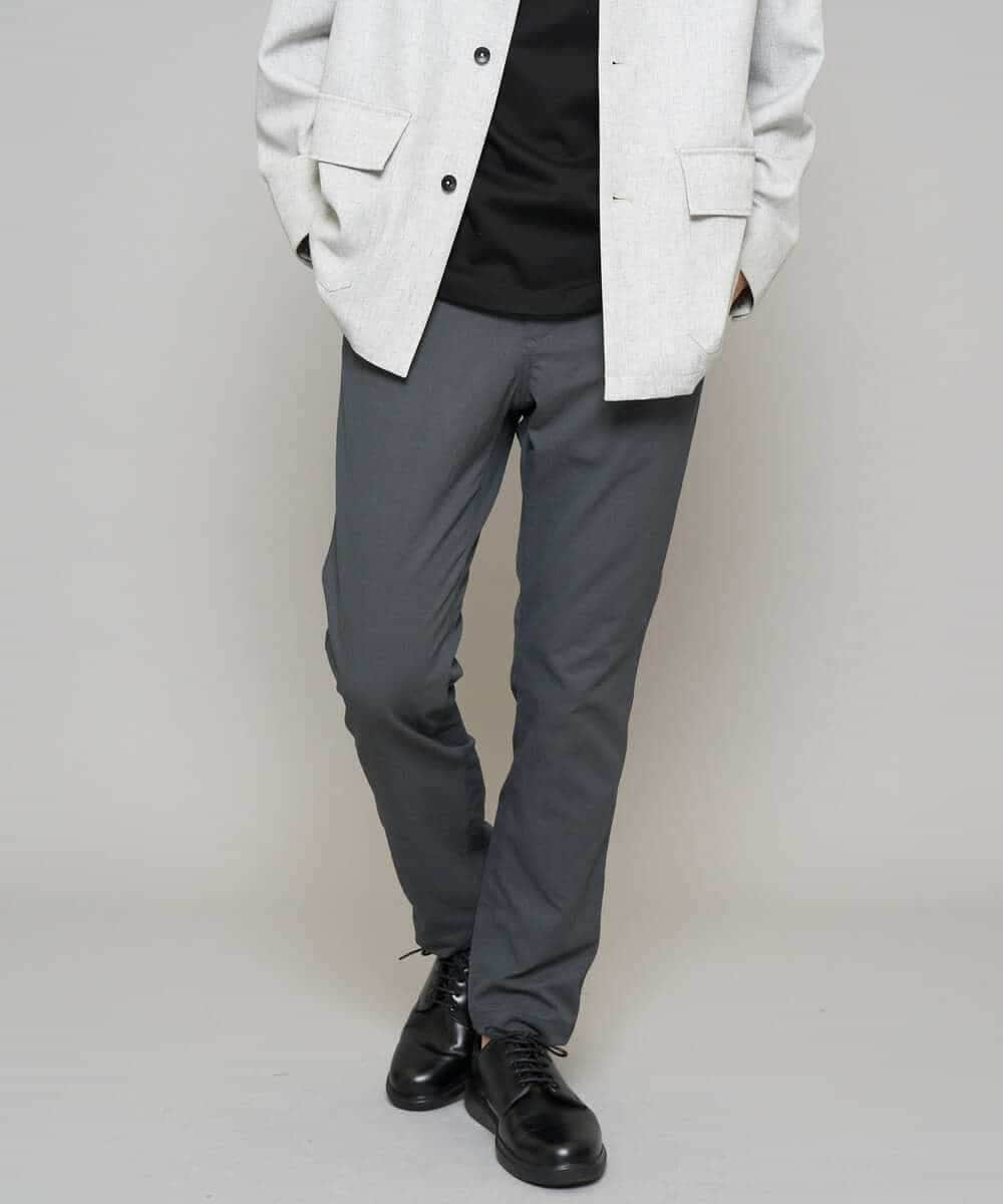 KHLED06069 a.v.v MEN(アー・ヴェ・ヴェ) 【イージーケア/洗濯機で洗える/毛玉になりにくい/ストレッチ】チノストレッチテーパードパンツ ダークグレー
