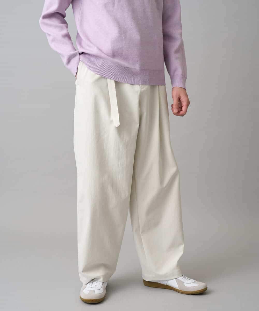 KHLED07069 a.v.v MEN(アー・ヴェ・ヴェ) 【イージーケア/洗濯機で洗える/毛玉になりにくい/ストレッチ】ベルト付きワイドテーパードチノパンツ アイボリー