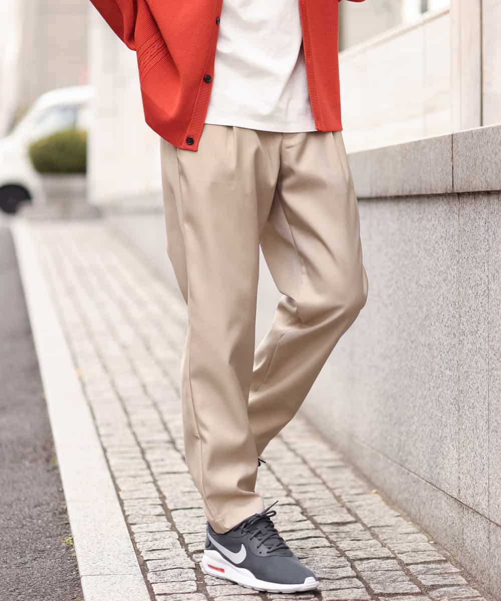 KHLES03059 a.v.v MEN(アー・ヴェ・ヴェ) アーバンタックパンツ ベージュ