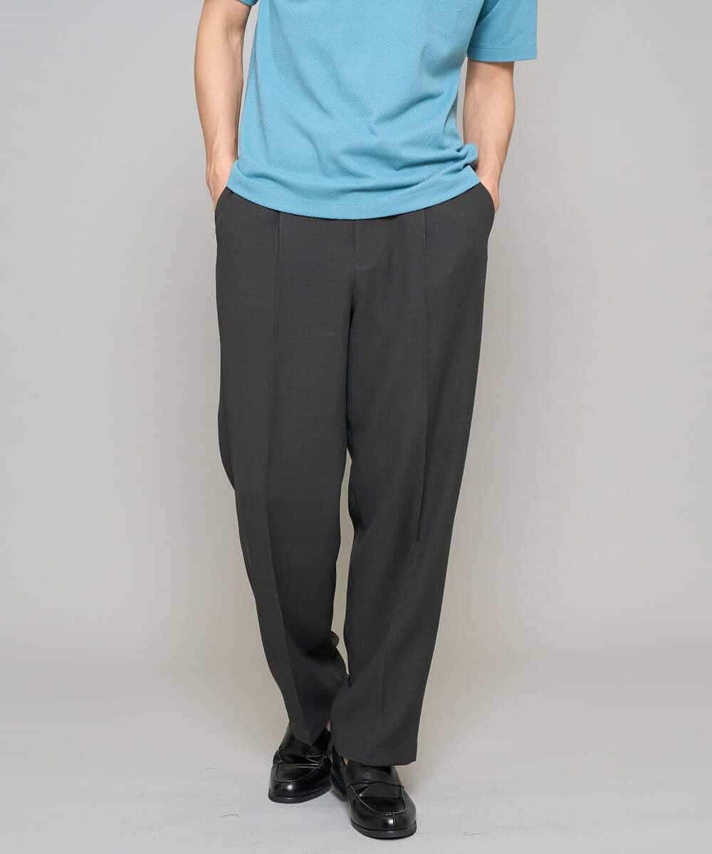 KHLFD13069 a.v.v MEN(アー・ヴェ・ヴェ) 【イージーケア/洗濯機で洗える/毛玉になりにくい/ストレッチ】メッシュストレッチワンタックワイドイージースラックス ダークグレー