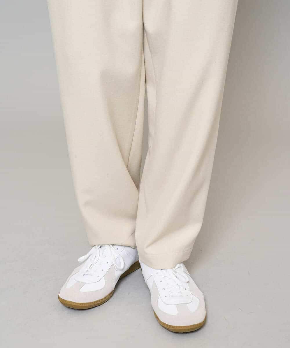 KHLFD14069 a.v.v MEN(アー・ヴェ・ヴェ) 【イージーケア/洗濯機で洗える/速乾/毛玉になりにくい/ストレッチ】メランジストレッチ１タックワイドイージースラックス アイボリー