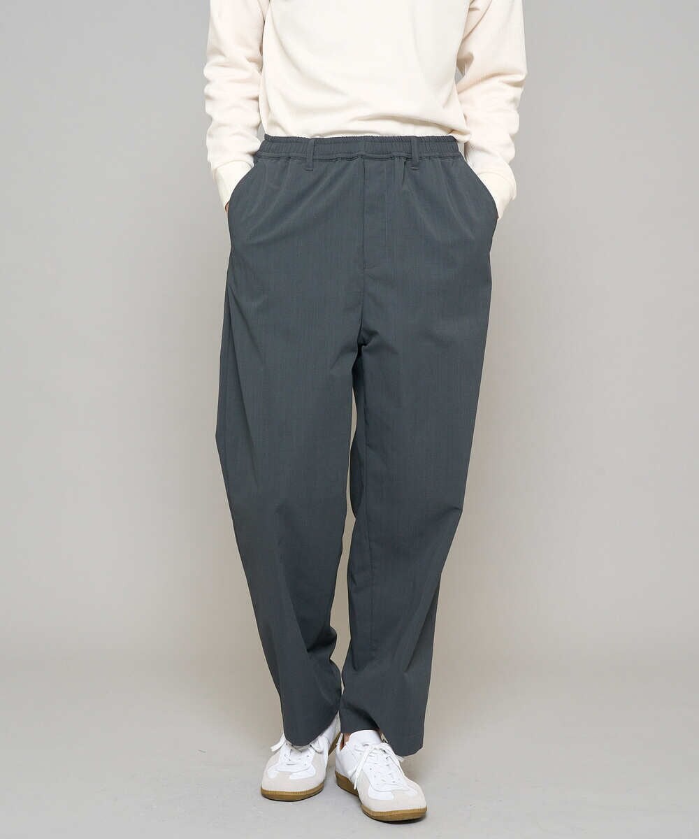 KHLFD17064 a.v.v MEN(アー・ヴェ・ヴェ) 【イージーケア/洗濯機で洗える/毛玉になりにくい/ストレッチ】春リライト ワイドシルエットイージーパンツ ダークグレー