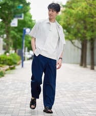 KHLFD17064 a.v.v MEN(アー・ヴェ・ヴェ) 春夏のカジュアルジャケットスタイルにぜひ【イージーケア/洗濯機で洗える/毛玉になりにくい/ストレッチ】春夏リライト ワイドシルエットイージーパンツ ダークグレー