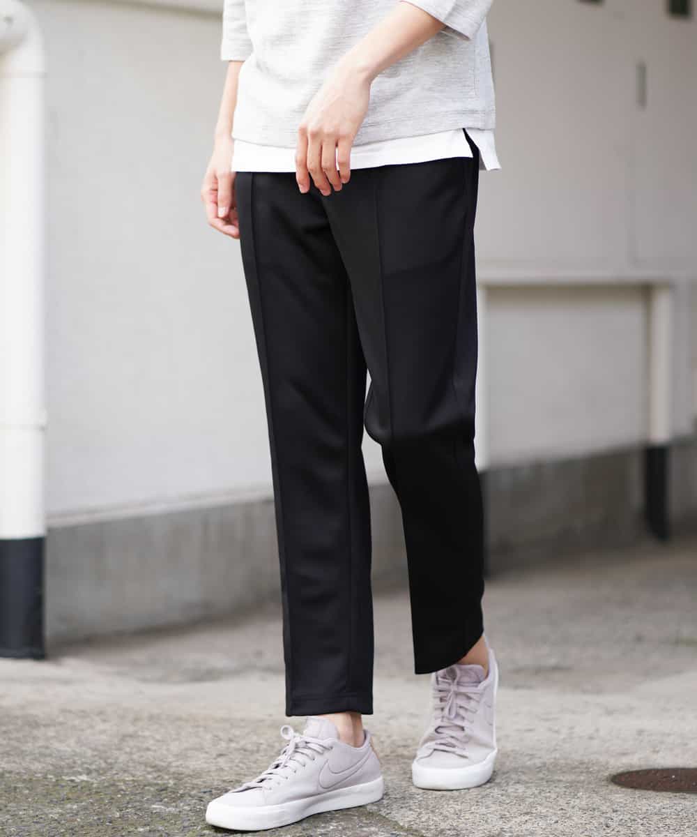 KHLFG11059 a.v.v MEN(アー・ヴェ・ヴェ) イージートラックパンツ ブラック