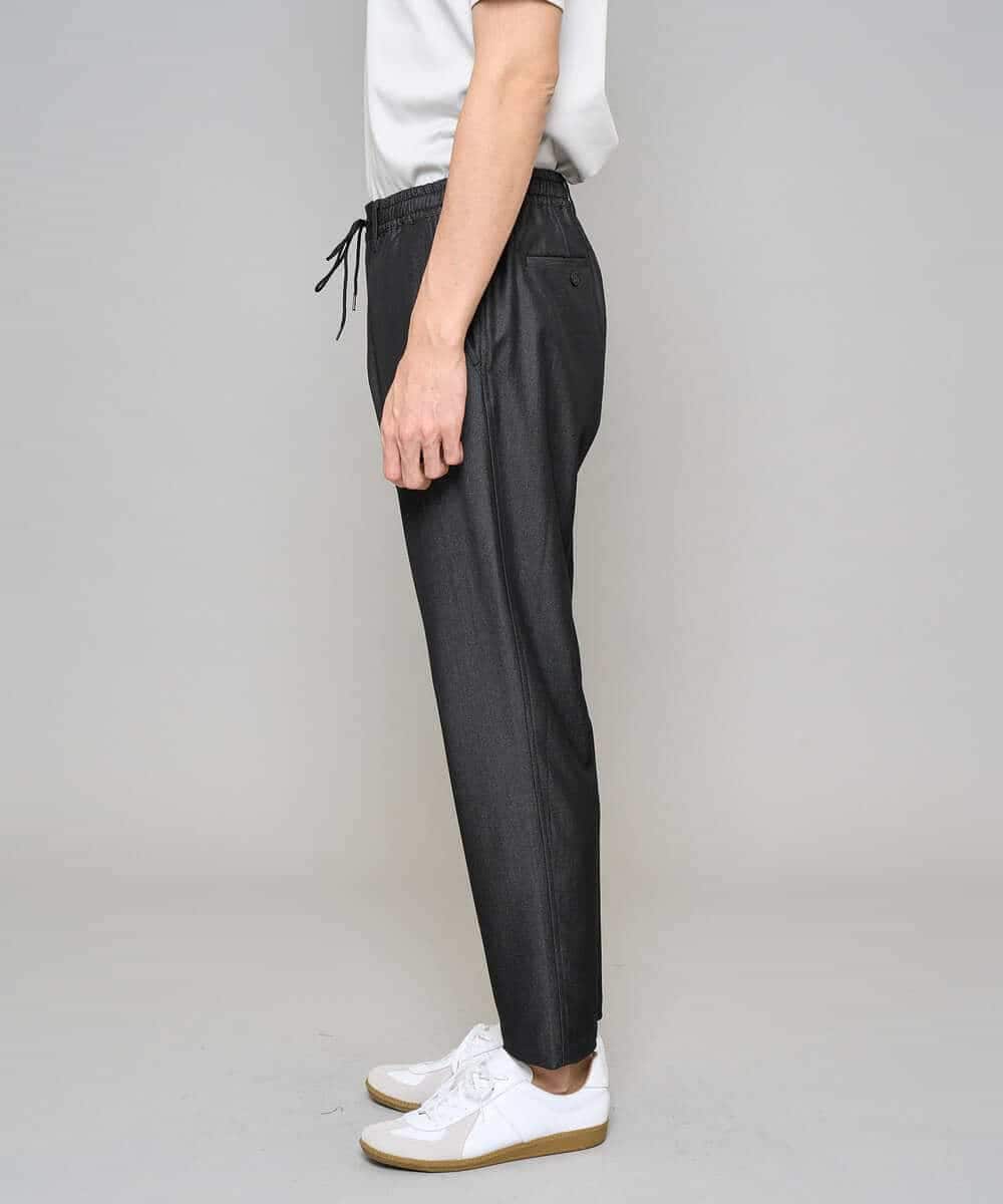 KHLGD26064 a.v.v MEN(アー・ヴェ・ヴェ) 【イージーケア/接触冷感】デニムライクストレッチアンクルセミルーズパンツ ダークグレー