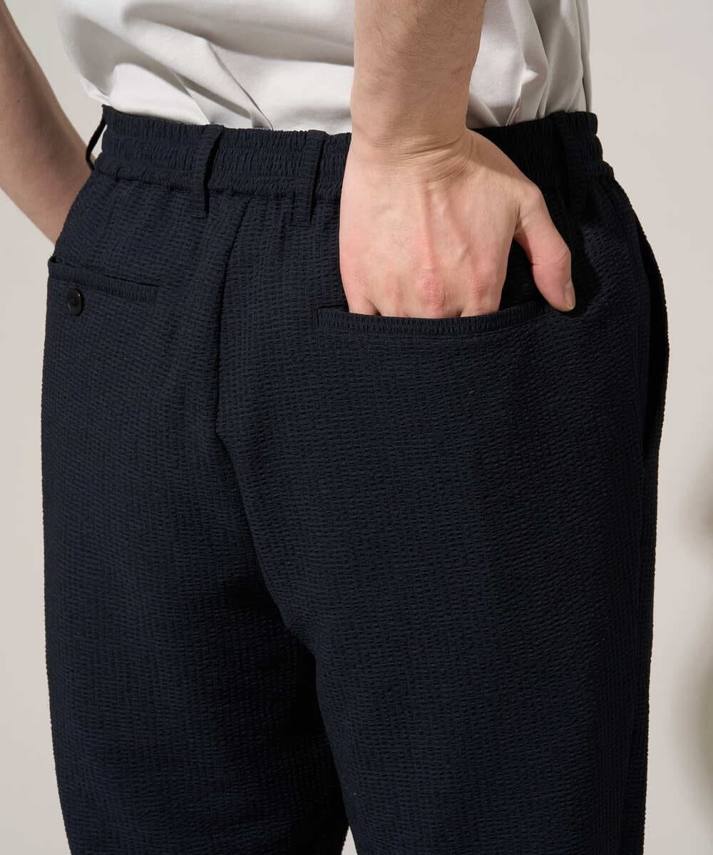 KHLGD76064 a.v.v MEN(アー・ヴェ・ヴェ) 【イージーケア/洗濯機で洗える] シアサッカーセミルーズパンツ ブラック