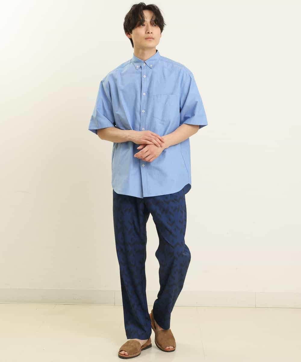 KHLGP41059 a.v.v MEN(アー・ヴェ・ヴェ) 幾何学柄プリントイージーパンツ ブルー