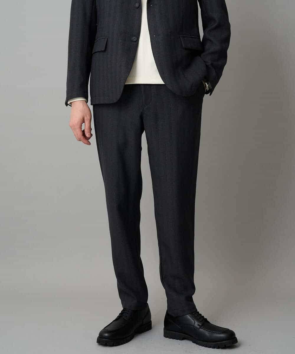 KHLLA35069 a.v.v MEN(アー・ヴェ・ヴェ) 【イージーケア/毛玉になりにくい】LANATECヘリンボーンセミルーズパンツ【ストレッチ/洗濯機で洗える】 ダークグレー