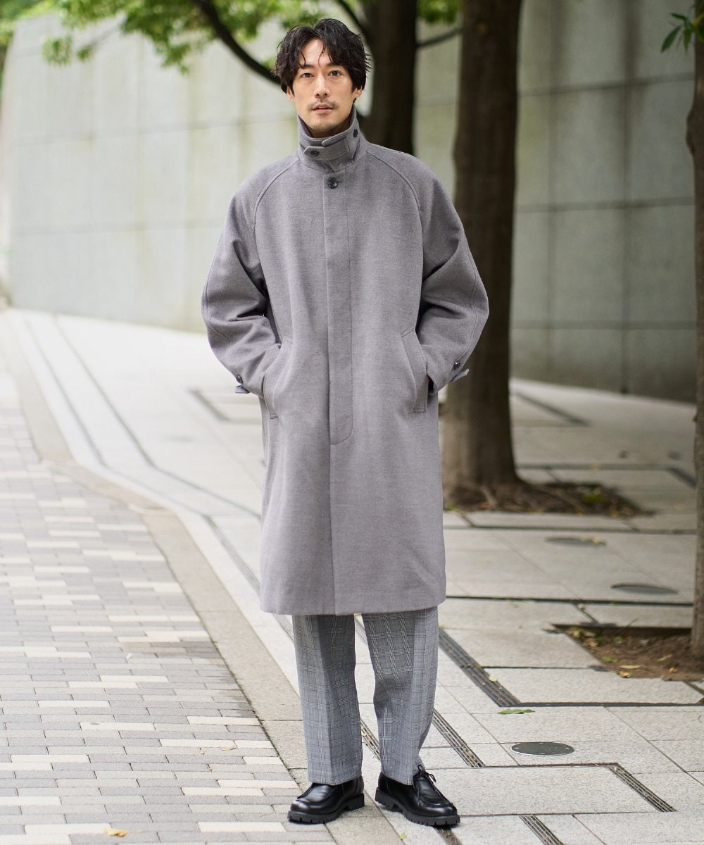 KHUAD07179 a.v.v MEN(アー・ヴェ・ヴェ) ワイドシルエットステンカラーコート ブラック