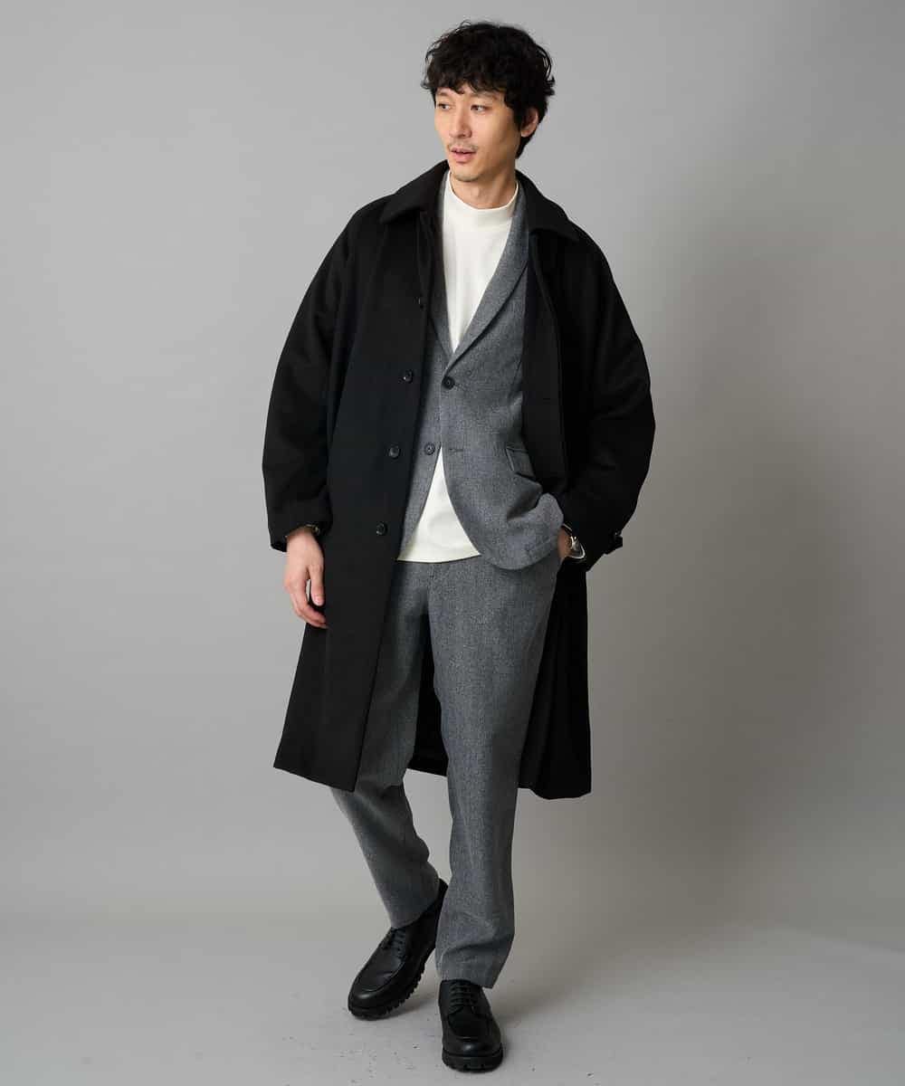 KHUAD07179 a.v.v MEN(アー・ヴェ・ヴェ) ワイドシルエットステンカラーコート ブラック