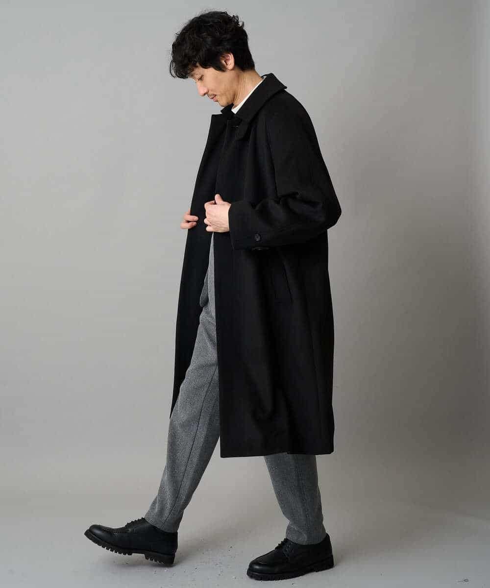 KHUAD07179 a.v.v MEN(アー・ヴェ・ヴェ) ワイドシルエットステンカラーコート ブラック