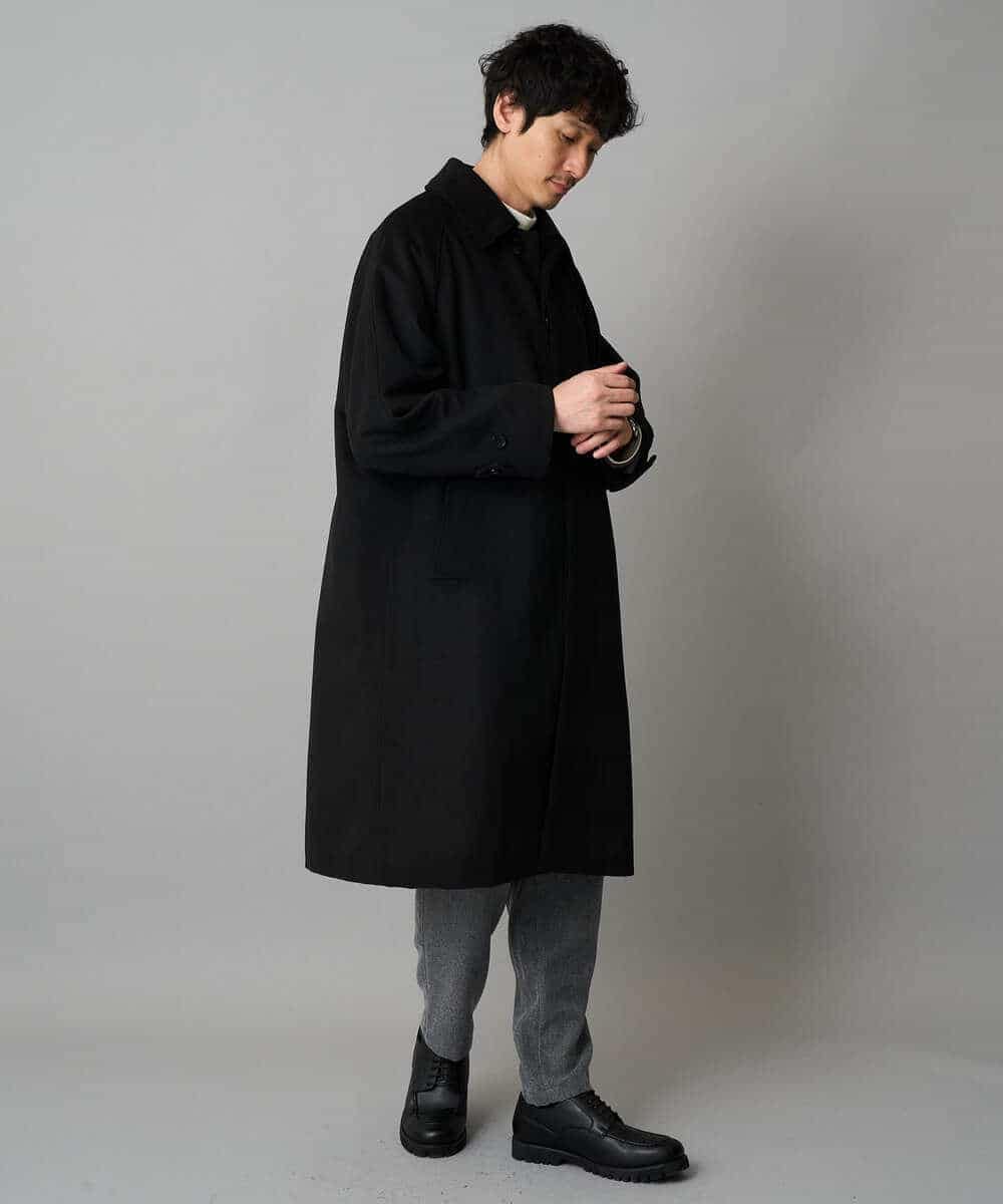 KHUAD07179 a.v.v MEN(アー・ヴェ・ヴェ) ワイドシルエットステンカラーコート ブラック