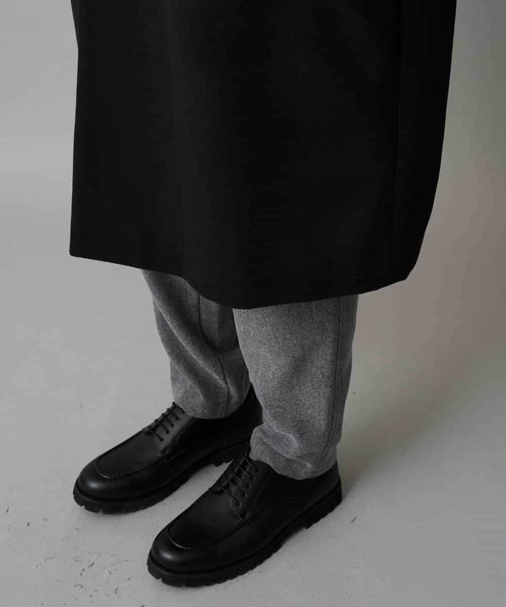 KHUAD07179 a.v.v MEN(アー・ヴェ・ヴェ) ワイドシルエットステンカラーコート ブラック