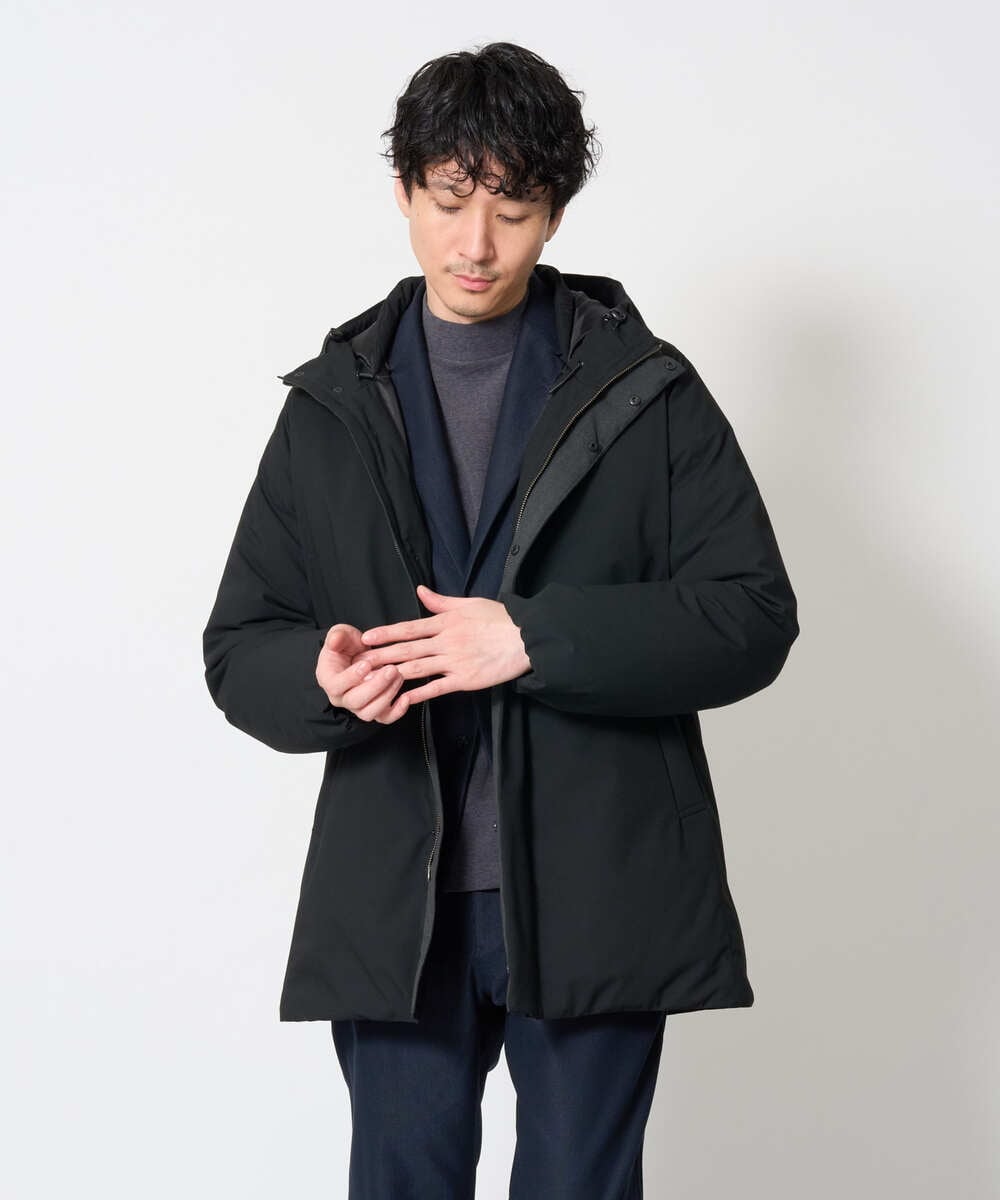 KHUAG02239 a.v.v MEN(アー・ヴェ・ヴェ) 【快適通勤ストレッチ / 軽量 / 撥水】ラミネートダウンコート ブラック