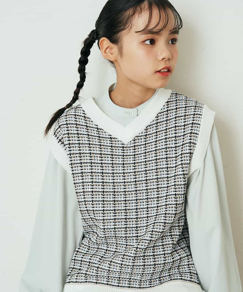 100-130]【洗濯機で洗える】Vネックニットベスト&長袖Ｔシャツ2点