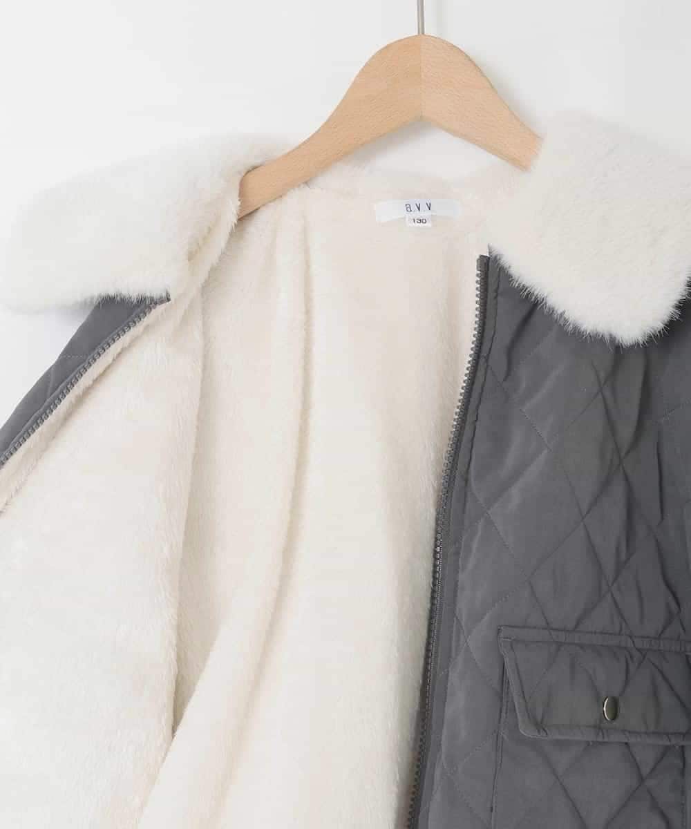KJJAD03079 a.v.v KIDS(アー・ヴェ・ヴェ) [130-160]【お家で洗える】衿付きキルトボアジャケット ダークグレー
