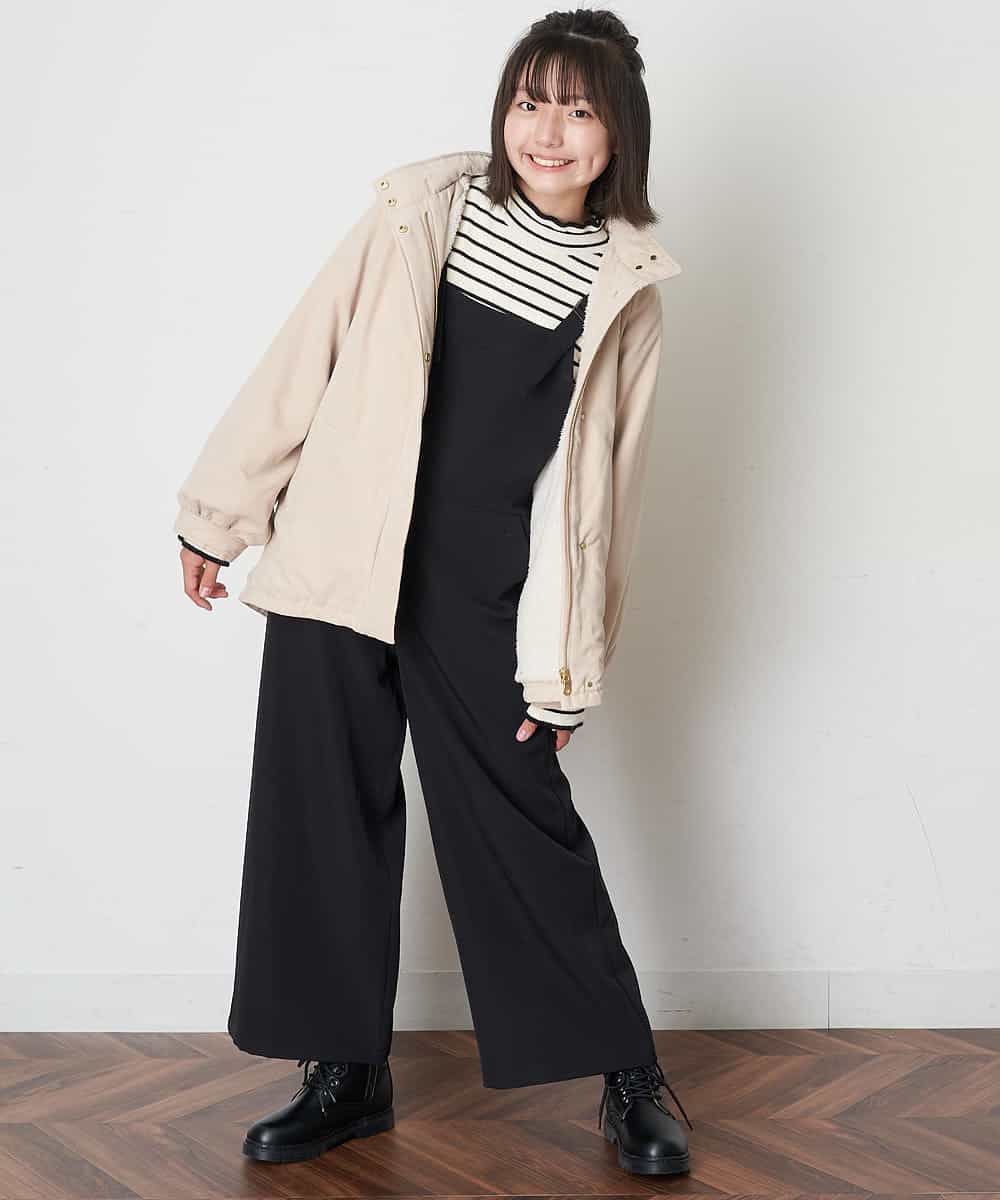 Model : H156 Size150

a.v.vで大人気のデイリー使いにピッタリなマウンパが更に使いやすくなって登場しました。
今年はポケットの内側に微起毛の素材を使うことで、ポケットがひんやりしない仕上がりに。
チラリと見える裏地のボアが可愛らしい印象のアウターは、お子様ウケもばっちりです。
フードが取り外せるので、お手持ちのスヌードやマフラーで温度調整が可能です。
フードがNGな学校に通うお子様にもおすすめです！

チェックはこちらから♪