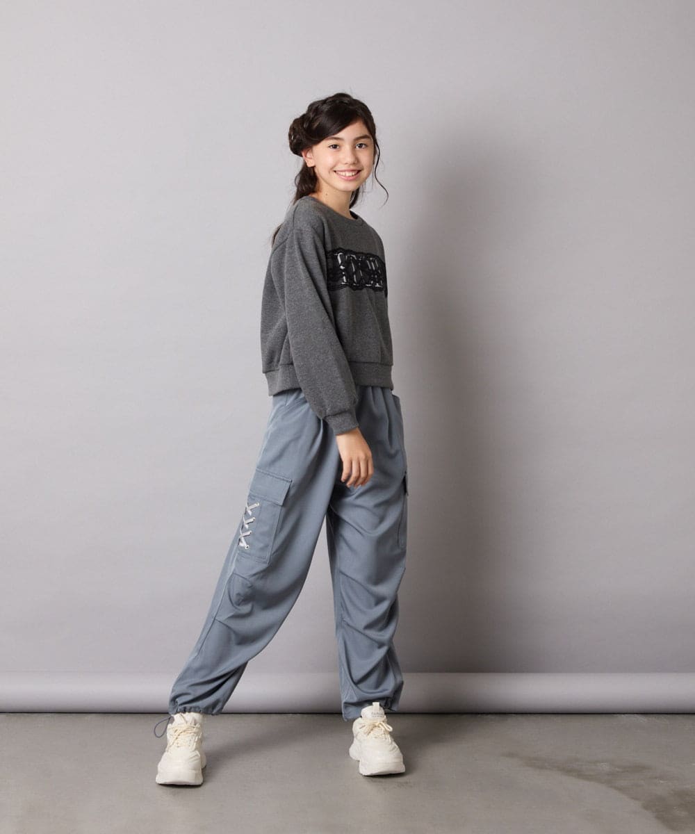 KJKAD02044 a.v.v KIDS(アー・ヴェ・ヴェ) [100-160]【裏起毛】レースロゴクロップドトレーナー グリーン